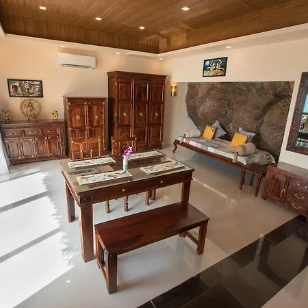 The Cape Goa Hotel Canaguinim Interior photo