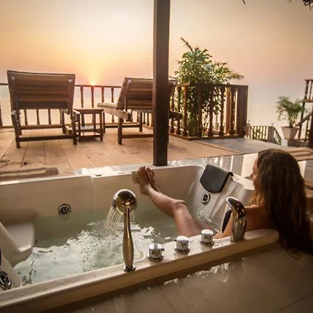 The Cape Goa Hotel Canaguinim Amenities photo